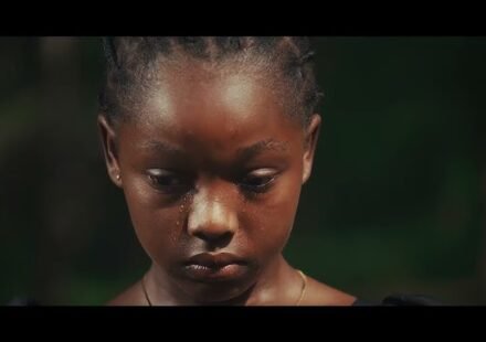 Makola Lyrics