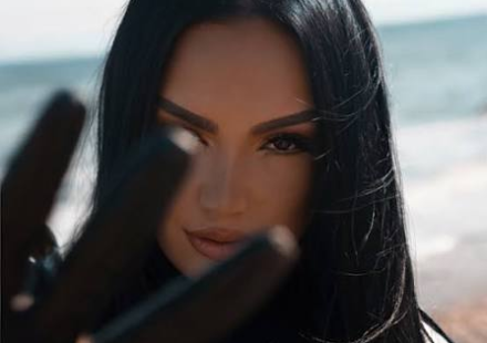 Per 1 Like Lyrics