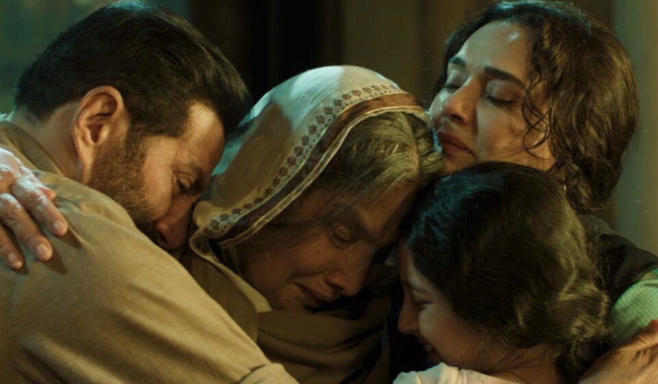 Dekhiye Jahaan Jaiye Kahin Lyrics
