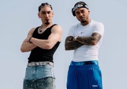 ZIZI Lyrics