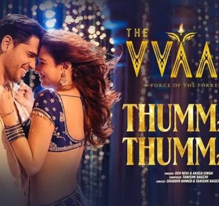 Thummak Thummak Lyrics